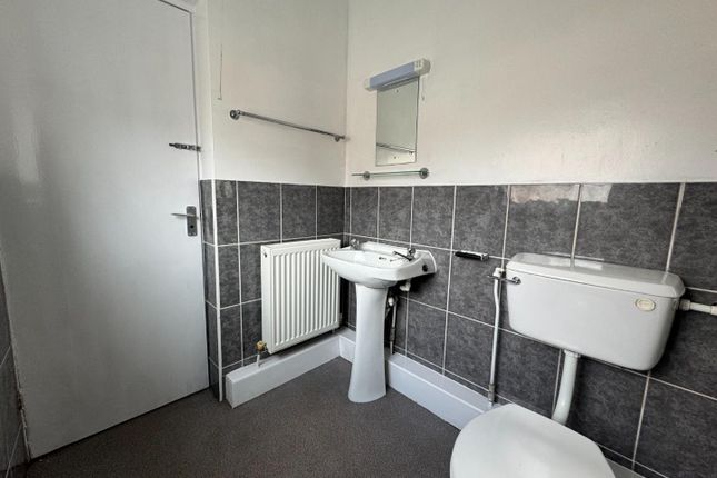 Nelson Street, Chesterfield photo 3