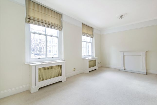 Flat for sale in Cathcart Road, Chelsea, London