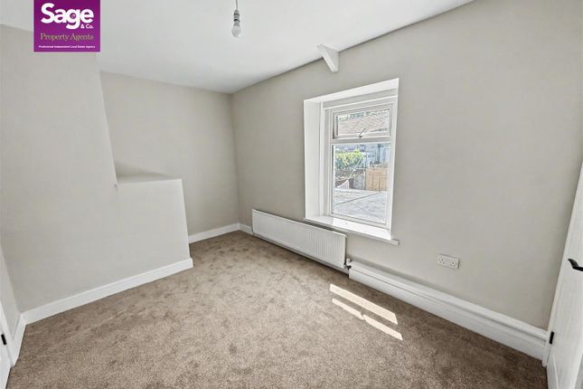 3, Torlais Street, Newport photo 4