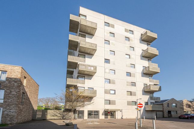 801 Elizabeth Fry Apartments, 14, Kings Road, London photo 5