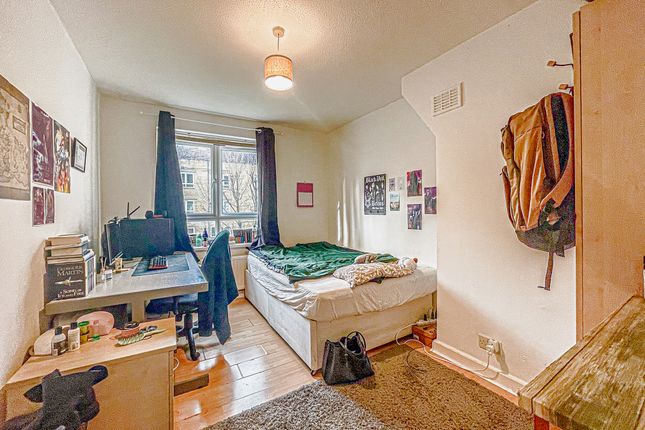 Thumbnail Flat to rent in Dalmeny Avenue, London