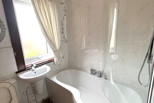 9 Polefield Hall Road, Manchester photo 3