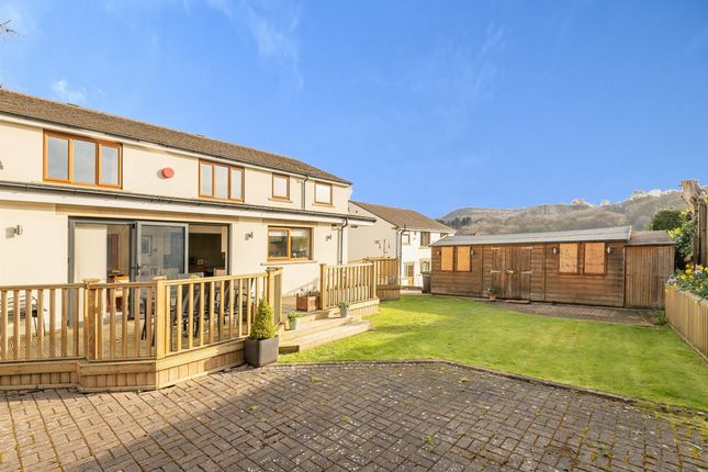 Thumbnail Detached house for sale in Hillside Avenue, Hepworth, Holmfirth