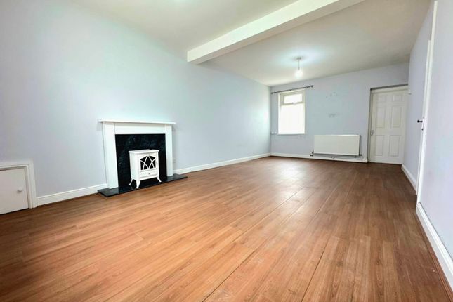 88 Bronllwyn Road, Pentre photo 2