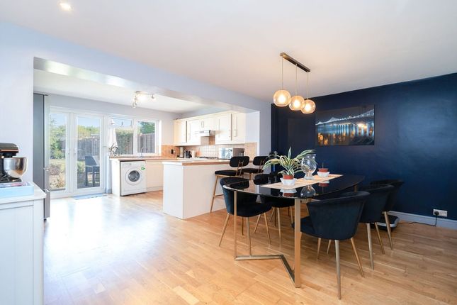 5, Thorney Mill Road, Iver photo 4