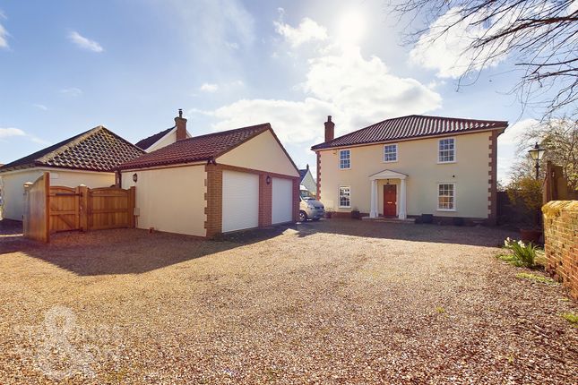 Thumbnail Detached house for sale in Market Street, East Harling, Norwich