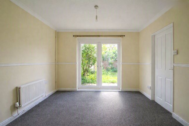 Chelmer Crescent, Barking photo 4