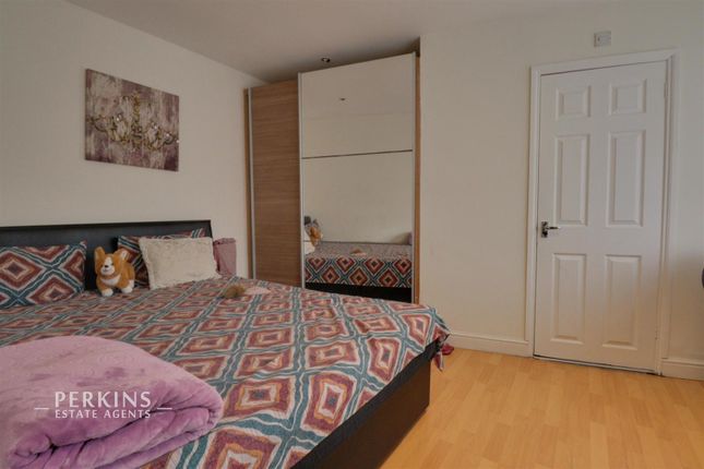 End terrace house for sale in Rothesay Avenue, Greenford