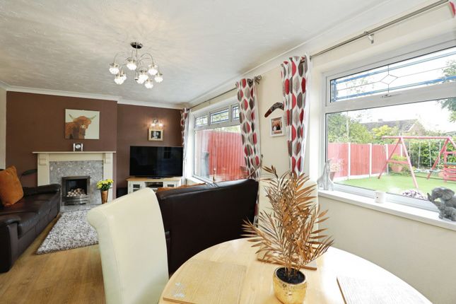167, Seabridge Lane, Newcastle photo 4