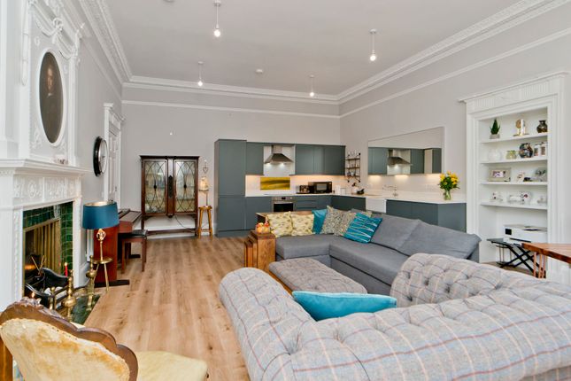 Apartment 5, Venlaw Castle, Edinburgh Road, Peebles EH45 8RD photo 4
