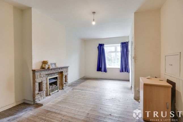 279 Bradford Road, Brighouse photo 3
