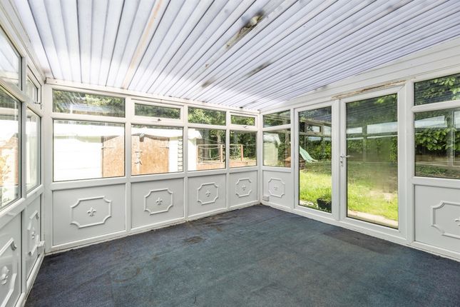 9, Hillside Mount, Pontefract photo 4