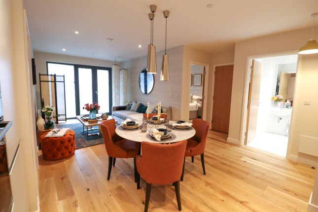 The Axium Birmingham City Centre B1 2 Bedroom Flat For