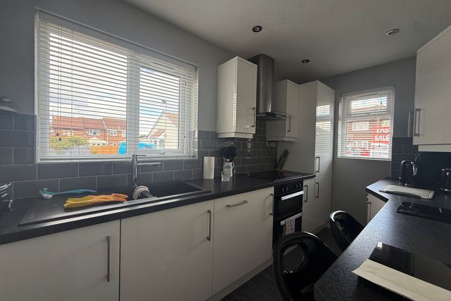 18, Laithwaite Close, Leicester photo 3