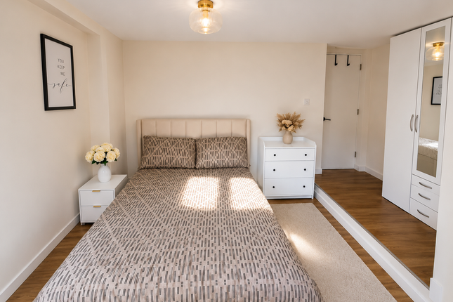 Shotts House,3, The Crescent, Sidcup photo 3