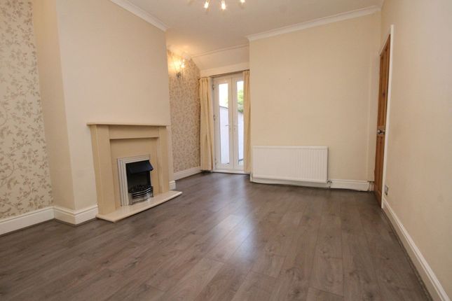 397 Crow Lane West, Newton-Le-Willows photo 3