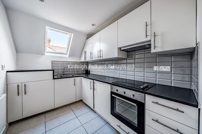 697C, Finchley Road, London photo 2