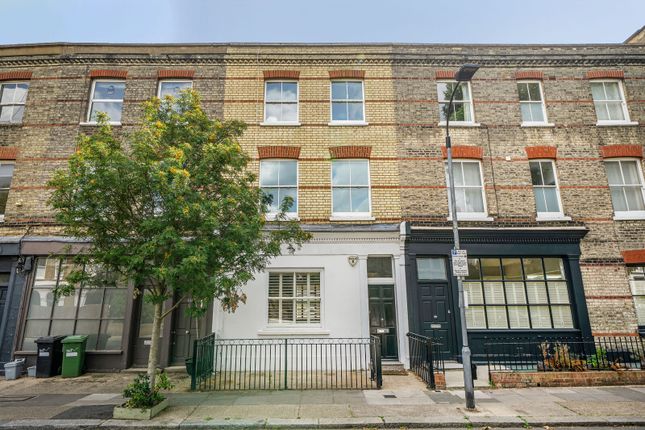 3-bed house on Dalling Road, Ravenscourt Park, £6,000/mo