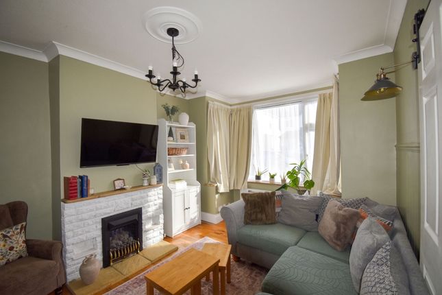 15 Leaholes Avenue, Okehampton photo 3