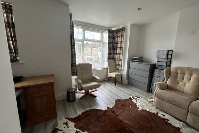 Flat 3, Bristol photo 3
