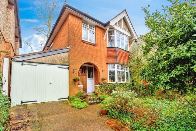 4-bed detached on 8, Banister Gardens, Southampton, £500,000