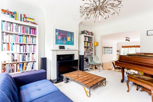 9, Cranmore Way, London photo 2