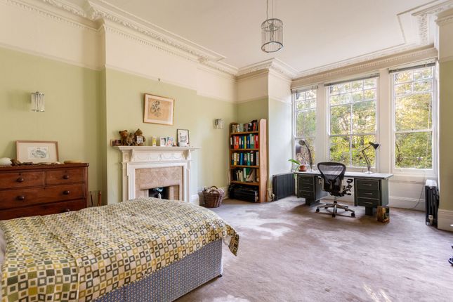 GFF, 12 Preston Park Avenue, Brighton photo 4