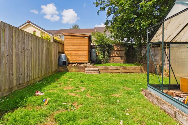 3 Pennington Close, Crediton photo 4