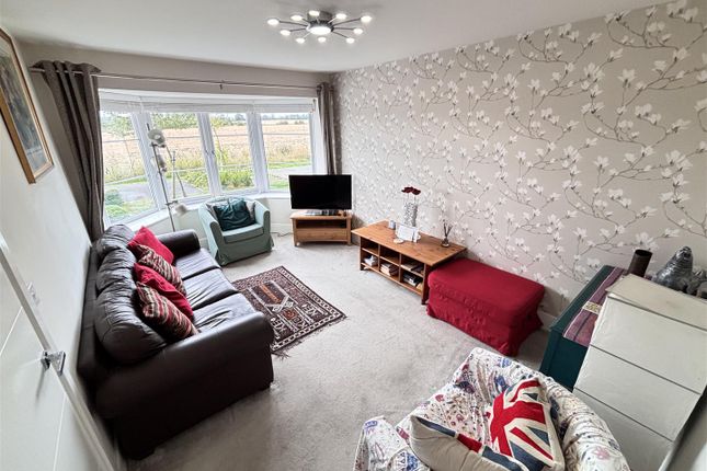 18, Gerards Gill, Durham photo 3