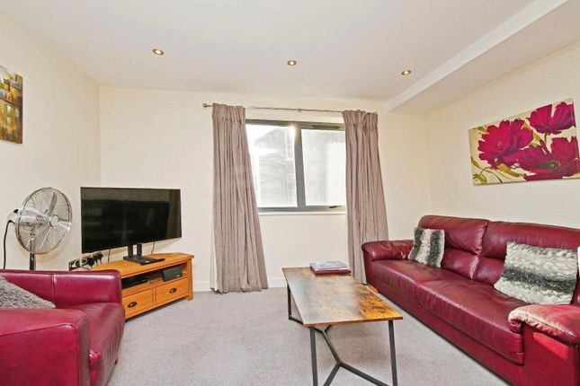 Flat for sale in Chapel Apartments, Union Terrace, York