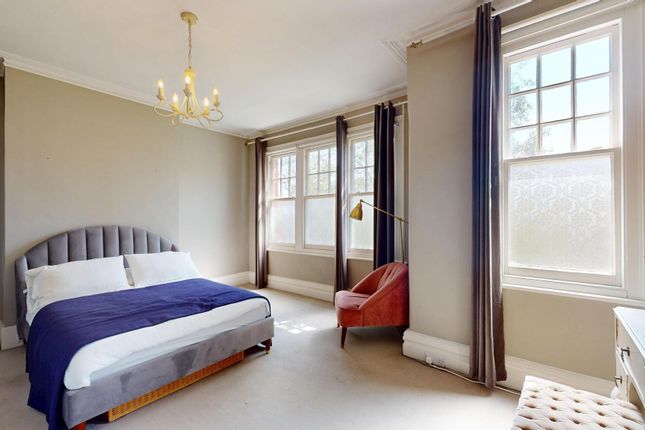 10, Rosemont Avenue, London, UK photo 2