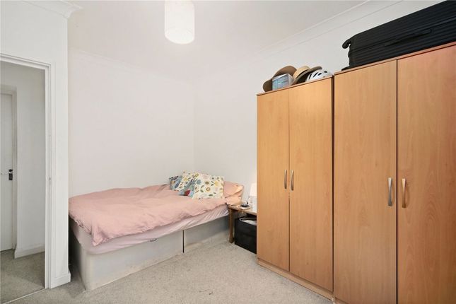 Blomfield Court, London photo 2