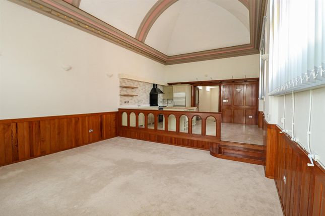 7 The Chapel, Chapel Walk, Bexhill-On-Sea photo 3