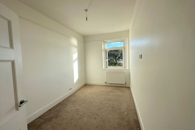 Flat to rent in Alexandra Terrace, Exmouth