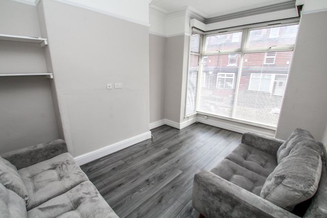 Grimthorpe Terrace, Leeds photo 3