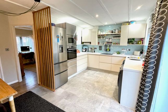4, Lynworth Orchard, Tewkesbury photo 2
