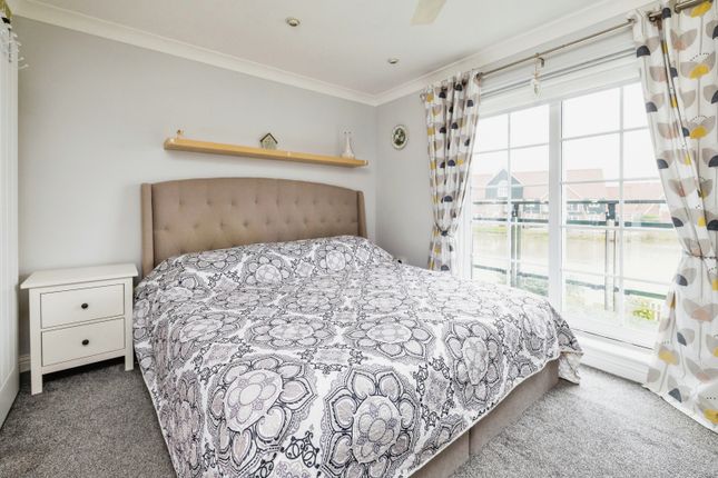 Semi-detached house for sale in Park Lane, Burton Waters, Lincoln