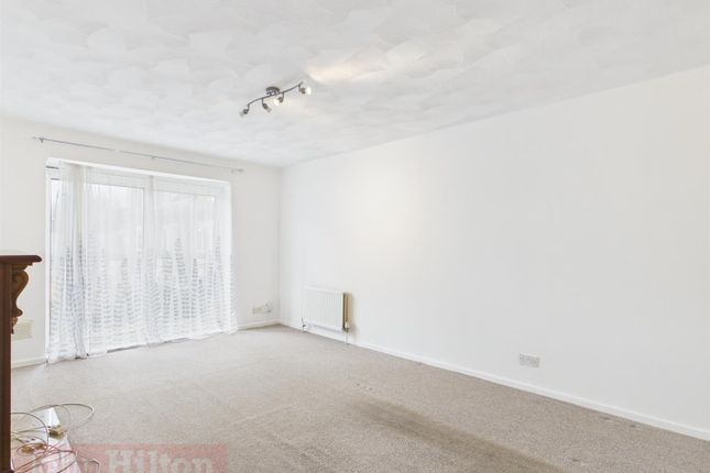 Kingston Close, Hove photo 2