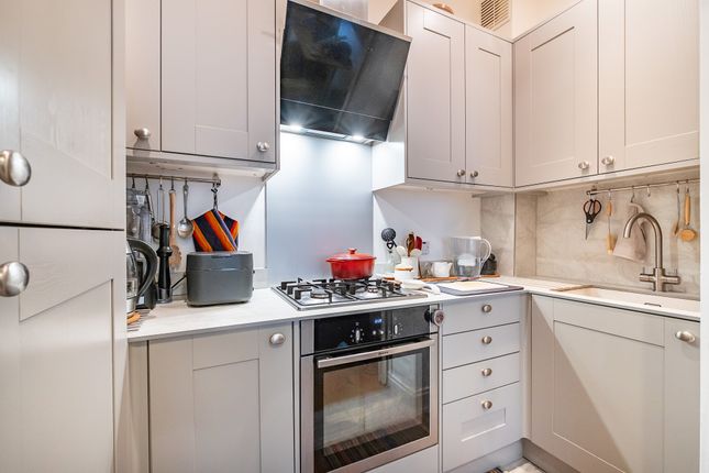 105a, Bravington Road, London photo 4