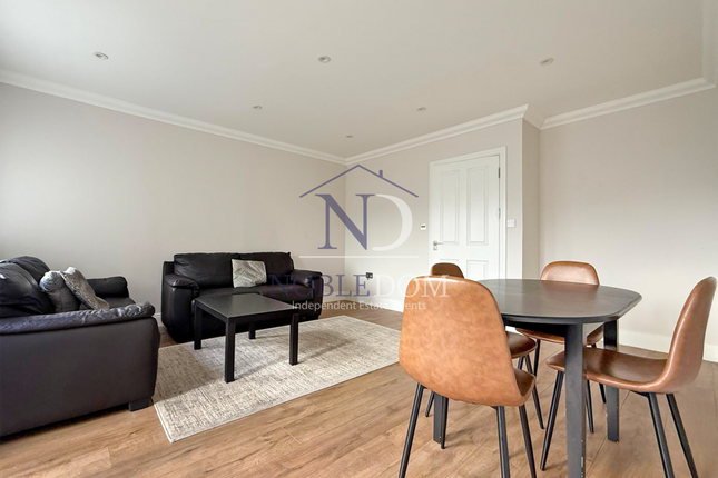 3 Bedroom 2 Bathroom End Of Terrace House In Heston