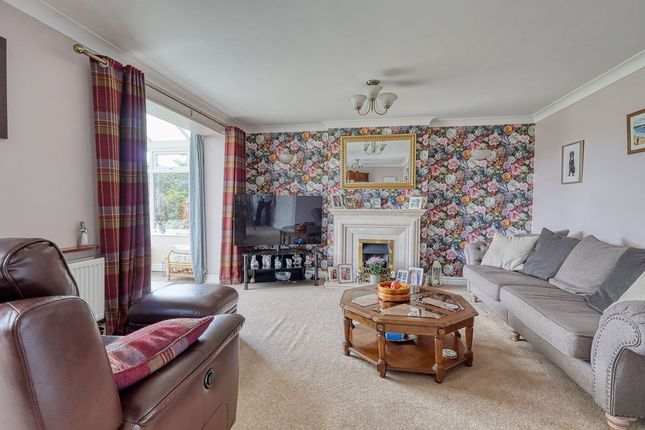 14, Ashfield Court, Scunthorpe photo 4
