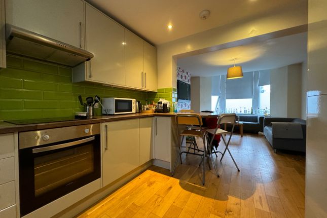 28, Llandough Street, Cardiff photo 2