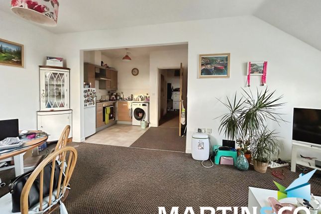 22, Huntsman House, Normanton photo 4