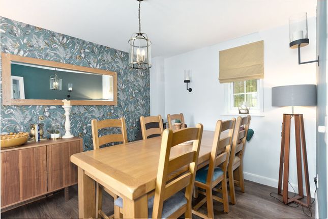 38, Dudley Grove, Telford photo 4