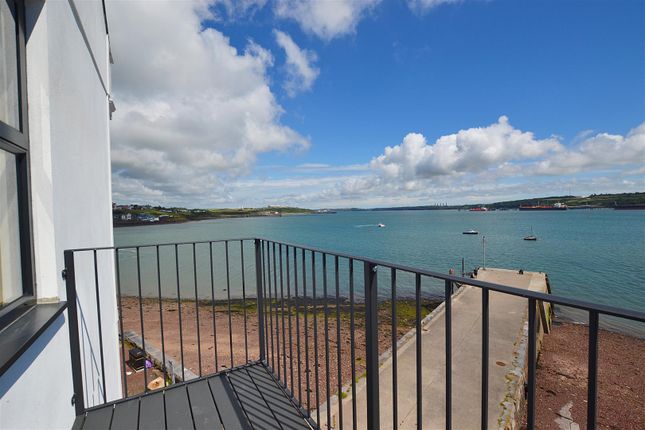 Flat for sale in Hakin Point, Hakin, Milford Haven