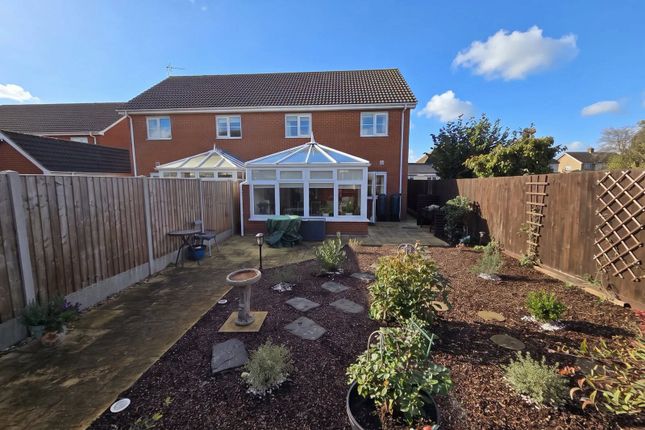Beech Court, Sandy photo 3