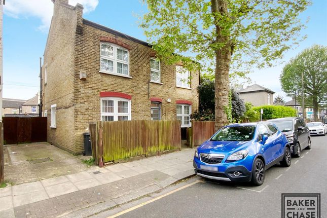 Thumbnail Maisonette for sale in Ladysmith Road, Enfield