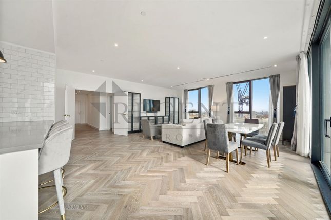Flat to rent in Cashmere Wharf, Gauging Square