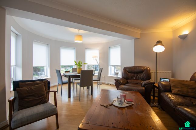 Flat for sale in St. Vincent Crescent, Glasgow