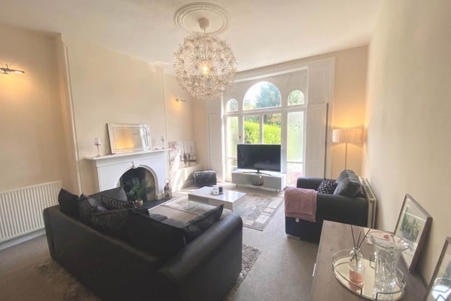 Flat 1 Redvers House, Fairmile, Henley On Thames photo 2